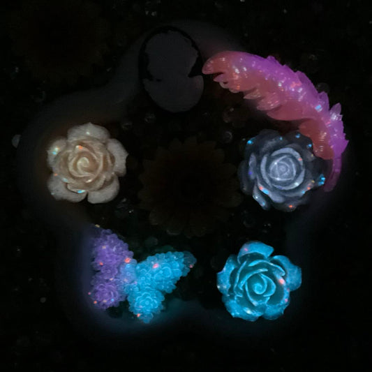 Dearest Gentle Reader-glow-FC1-F1048