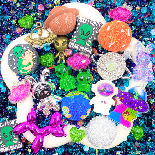 【Buy One Get Equal Volume for Free】Out Of This World - Live Mix - supermix-C1107