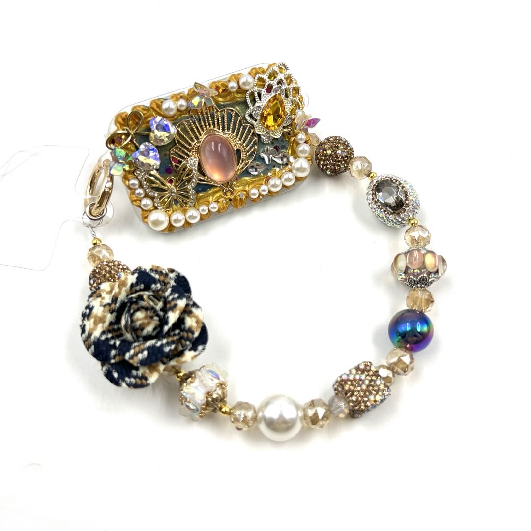 Handmade Phone Clip With Mirror - Cream Glue