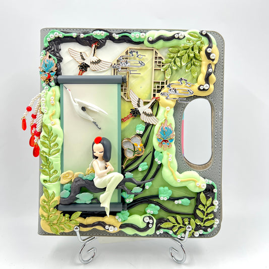 Doll Notebook - Sleep Chinese Scrolls - Cream Glue