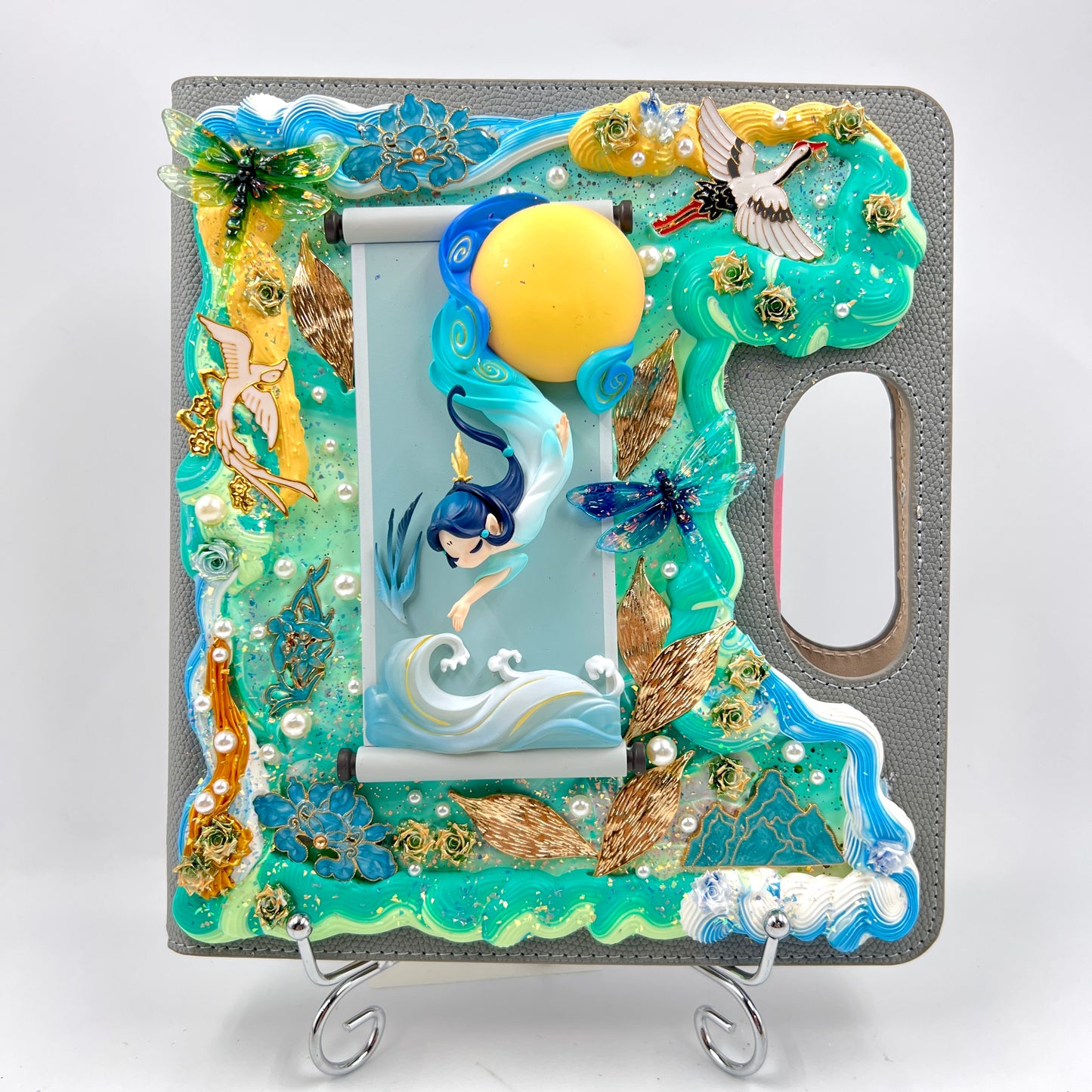 Doll Notebook - Sleep Chinese Scrolls - Cream Glue