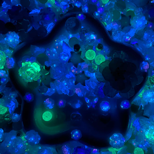 Jade Blossom - Nail & Beads Mix-glow(miki)- NailC