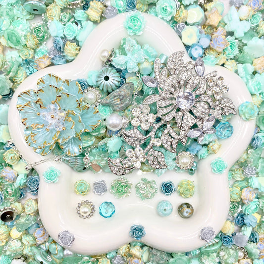 Vintage Mint Pearl - Nail & Beads Mix-glow(miki)- NailC