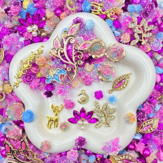 Fancy & Fierce- Soft Resin Nail Charms with Pendants – Drillable Floral Resin Decorations for DIY Crafts