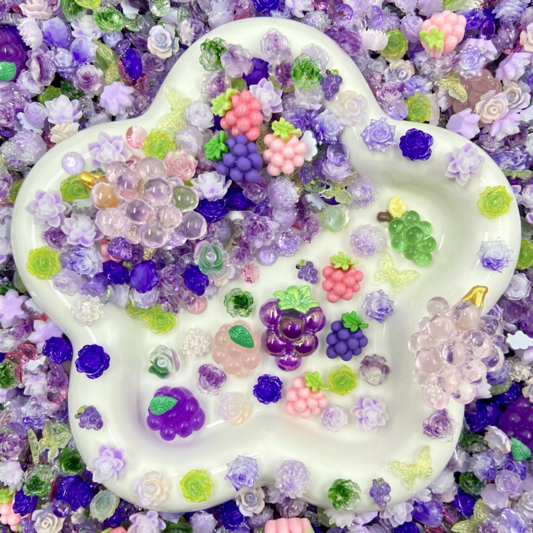 Grape Escape-glow(miki)- NailC-N1044