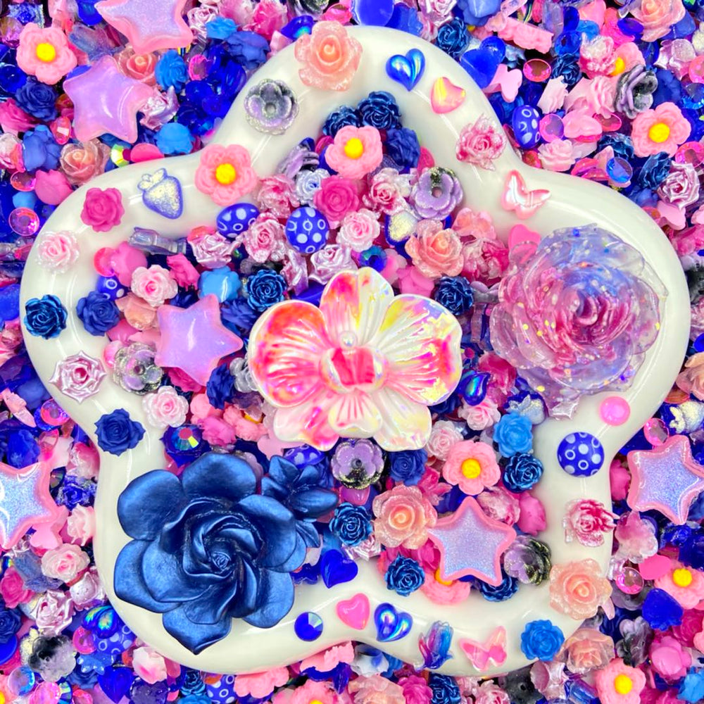 Galaxy Kisses Nail Charm+Rose Mix-glow-FC3022