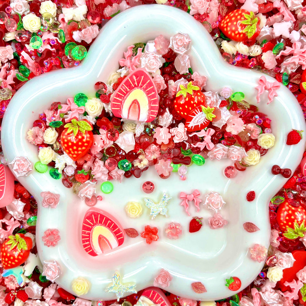 Strawberry Madness-Nail Mix- glow(miki)- N1073