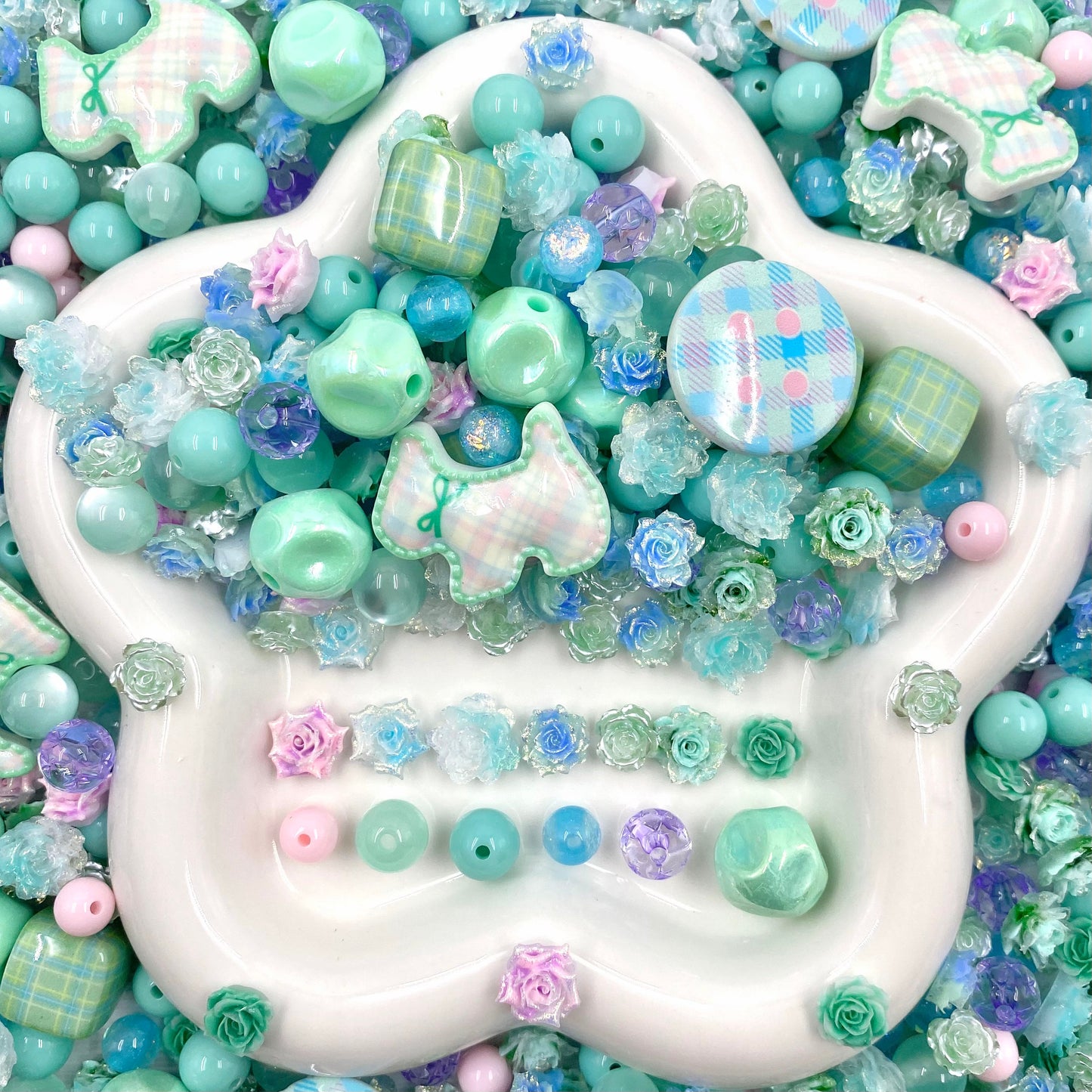 Posh Pup  Nail & Beads Mix-glow(miki)- NailC