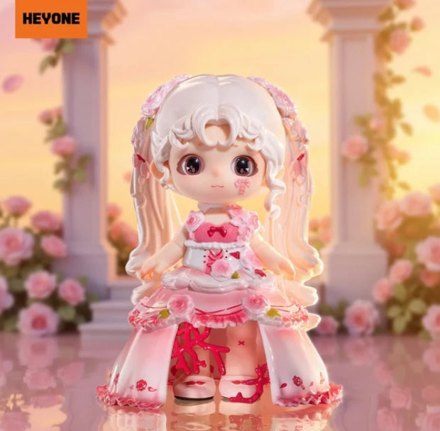 Joy Glimmering Gala - Kosbling Doll Series