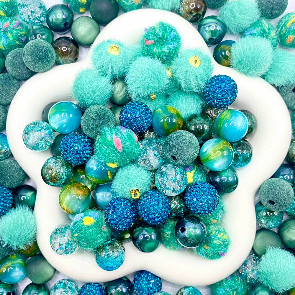 【Buy One Get One Equal Volumn For Free】Proud Peacock Beads Mix For Keychains(Miki)-BD