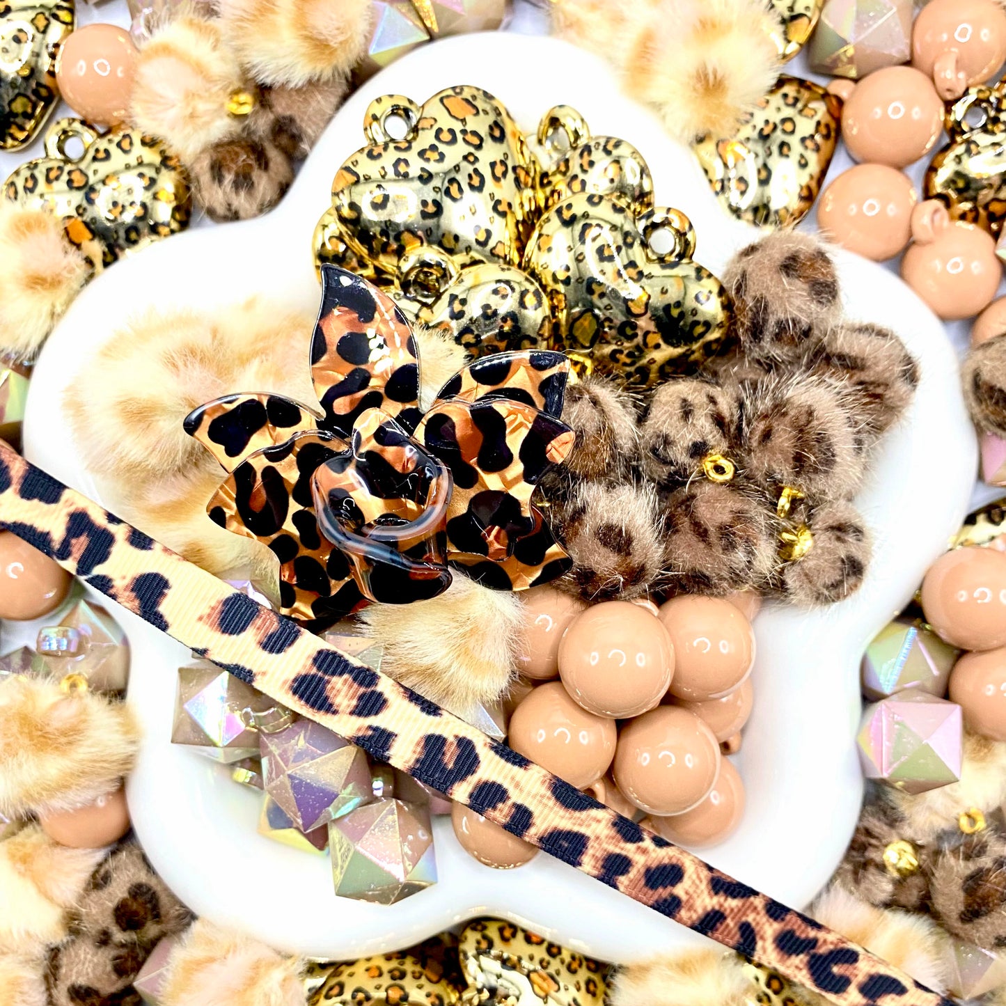 16mm Car Hanger/Ornament Making Beads Mix – 16mm Beads with Hooks, Acrylic/Resin/Glass Beads