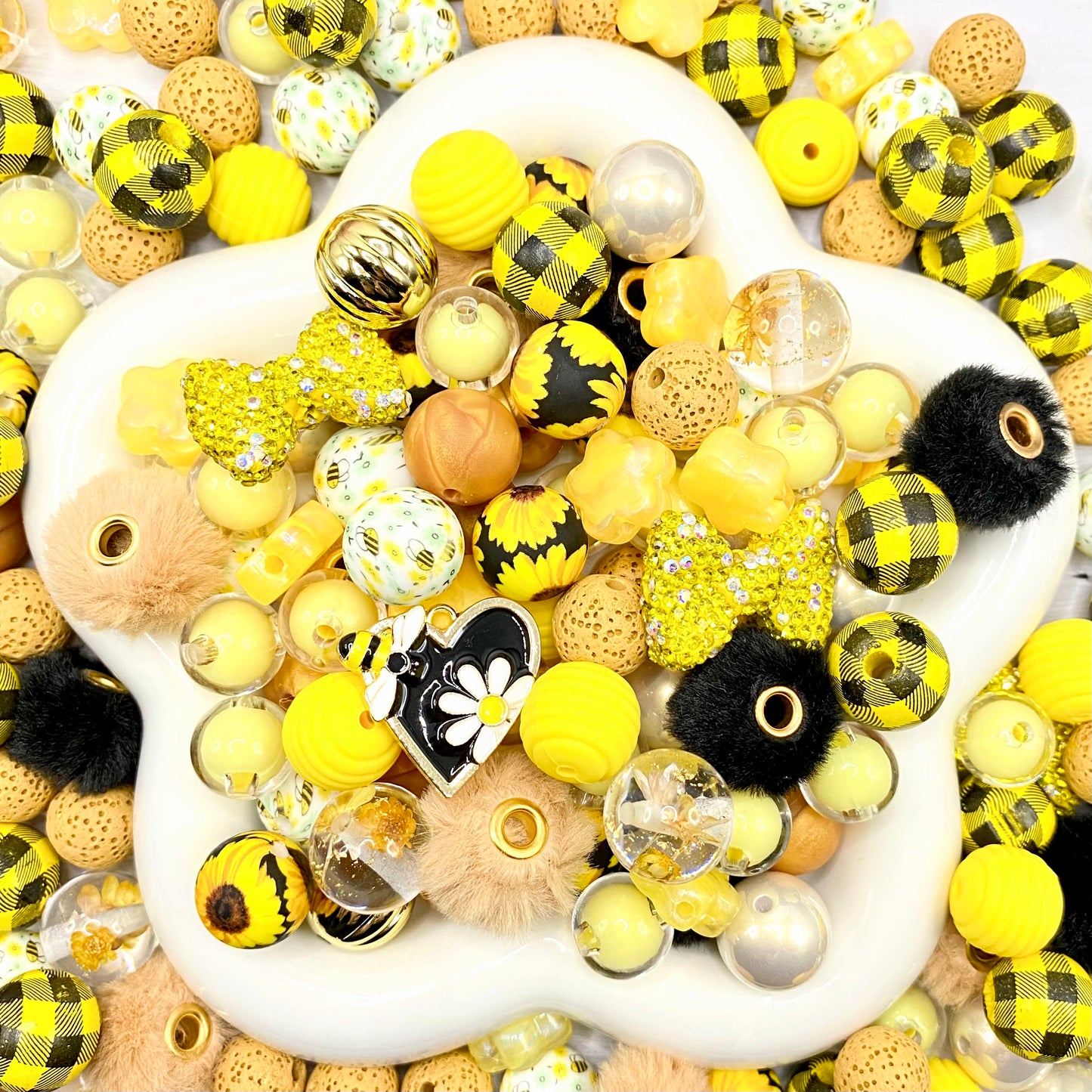 16mm Keychain/Pen Making DIY Beads Mix – 16/20mm Silicone, Resin & Acrylic Beads