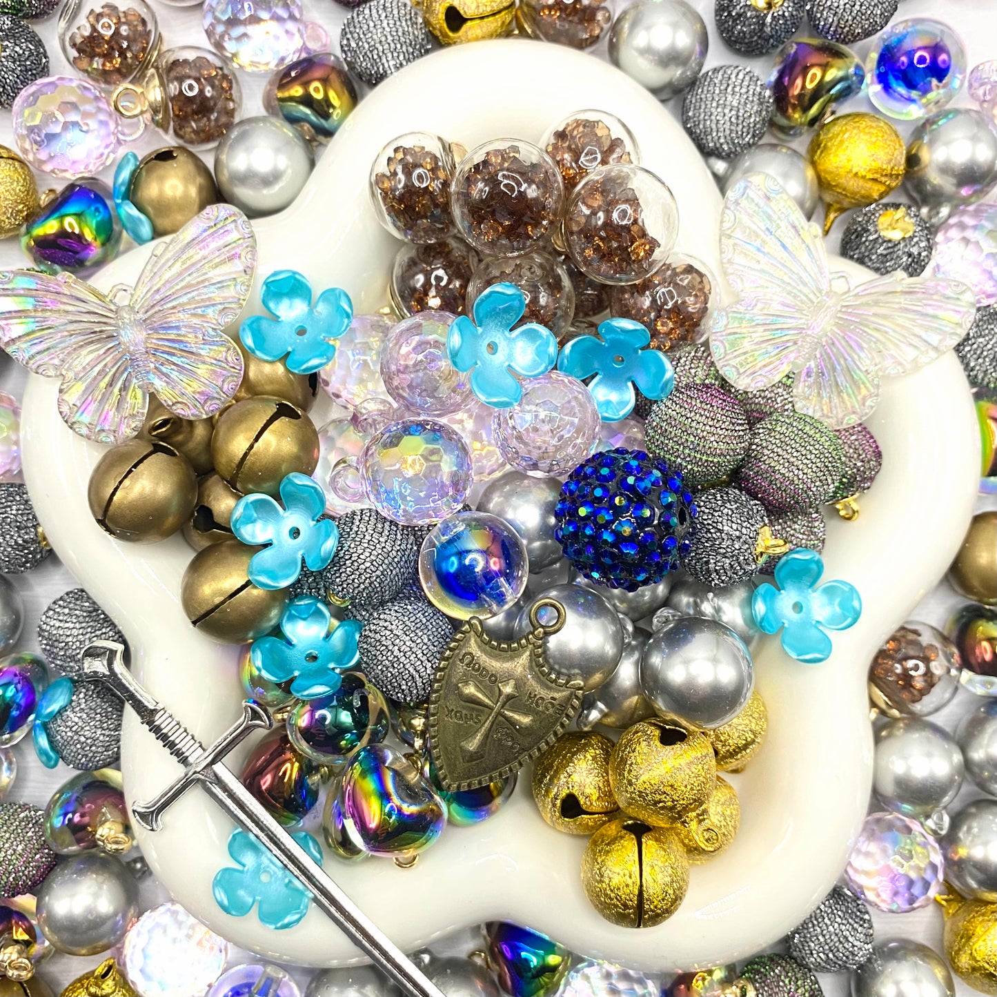 16mm Car Hanger/Ornament Making Beads Mix – 16mm Beads with Hooks, Acrylic/Resin/Glass Beads