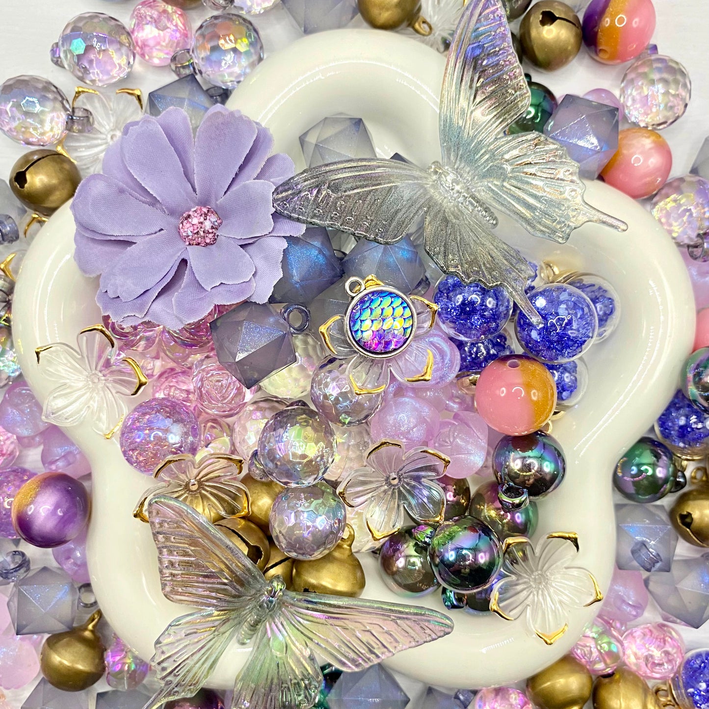 16mm Car Hanger/Ornament Making Beads Mix – 16mm Beads with Hooks, Acrylic/Resin/Glass Beads