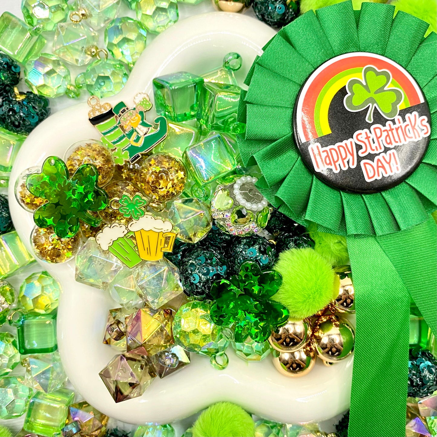 16mm Car Hanger/Ornament Making Beads Mix – 16mm Beads with Hooks, Acrylic/Resin/Glass Beads