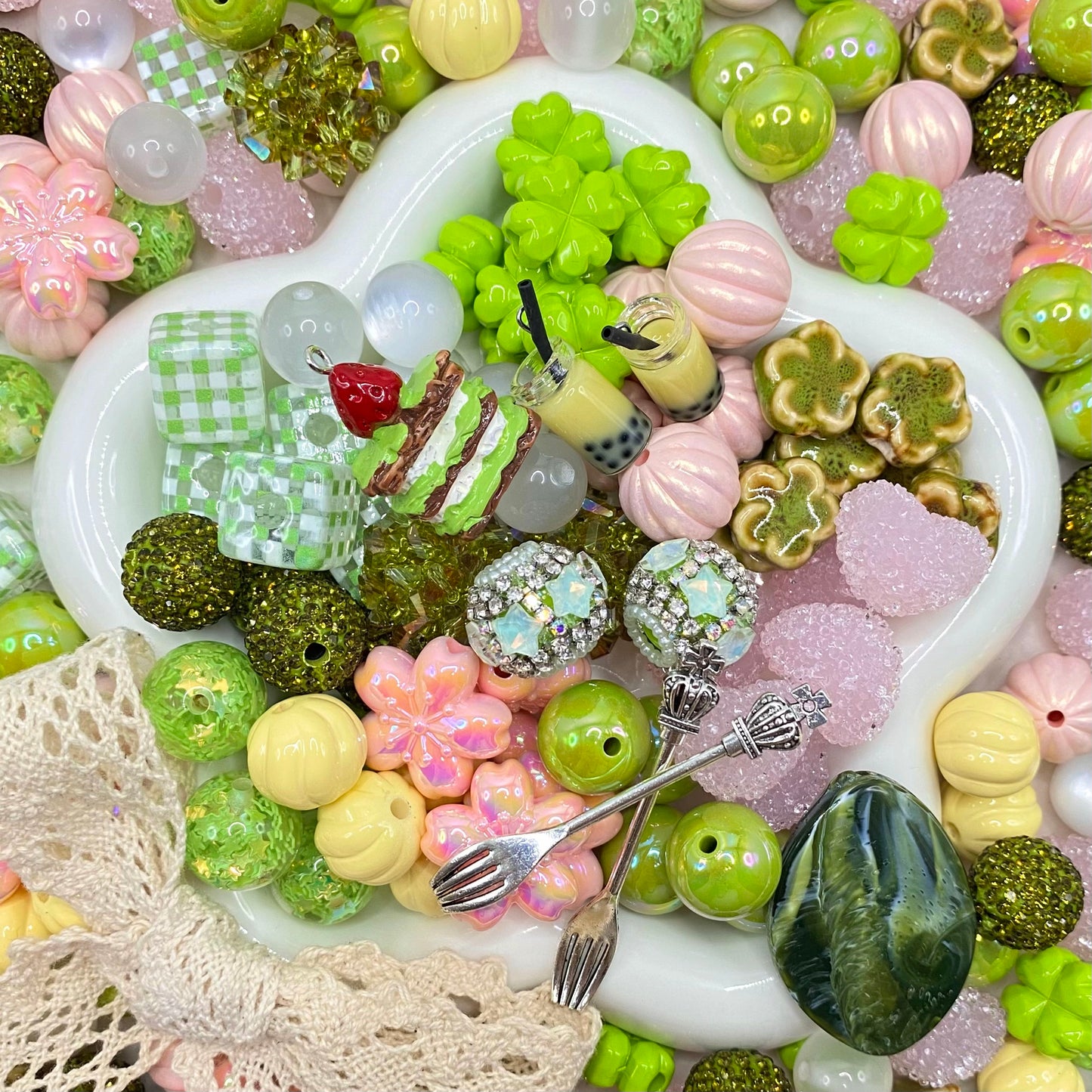 16mm Keychain/Pen Making DIY Beads Mix – 16/20mm Silicone, Resin & Acrylic Beads