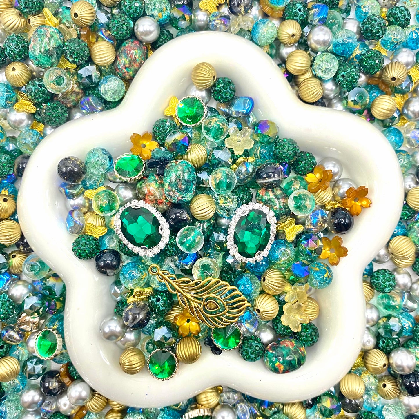 Jewelry Making Beads Mix for DIY Jewelry & Crafts – 8/10/12mm Glass, Resin & Metal Beads