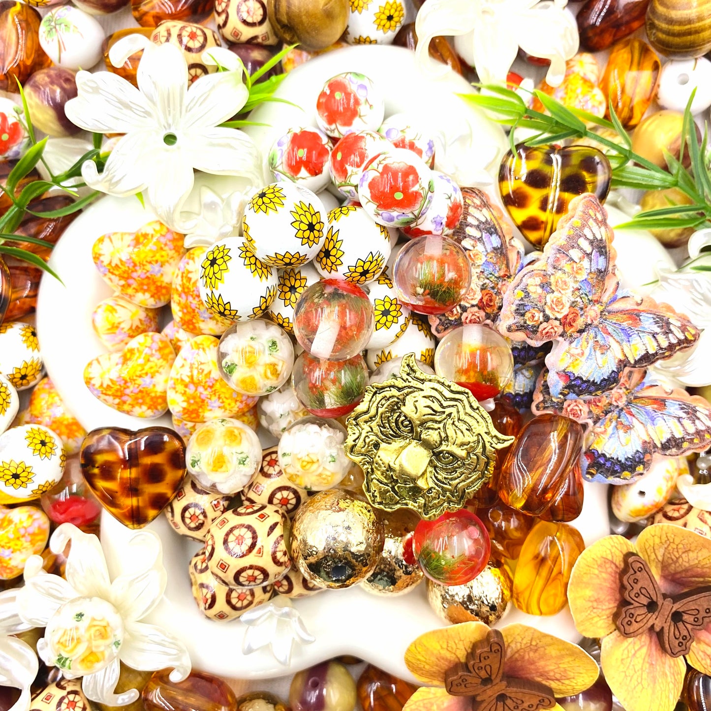 16mm Car Hanger/Ornament Making Beads Mix – 16mm Beads with Hooks, Acrylic/Resin/Glass Beads