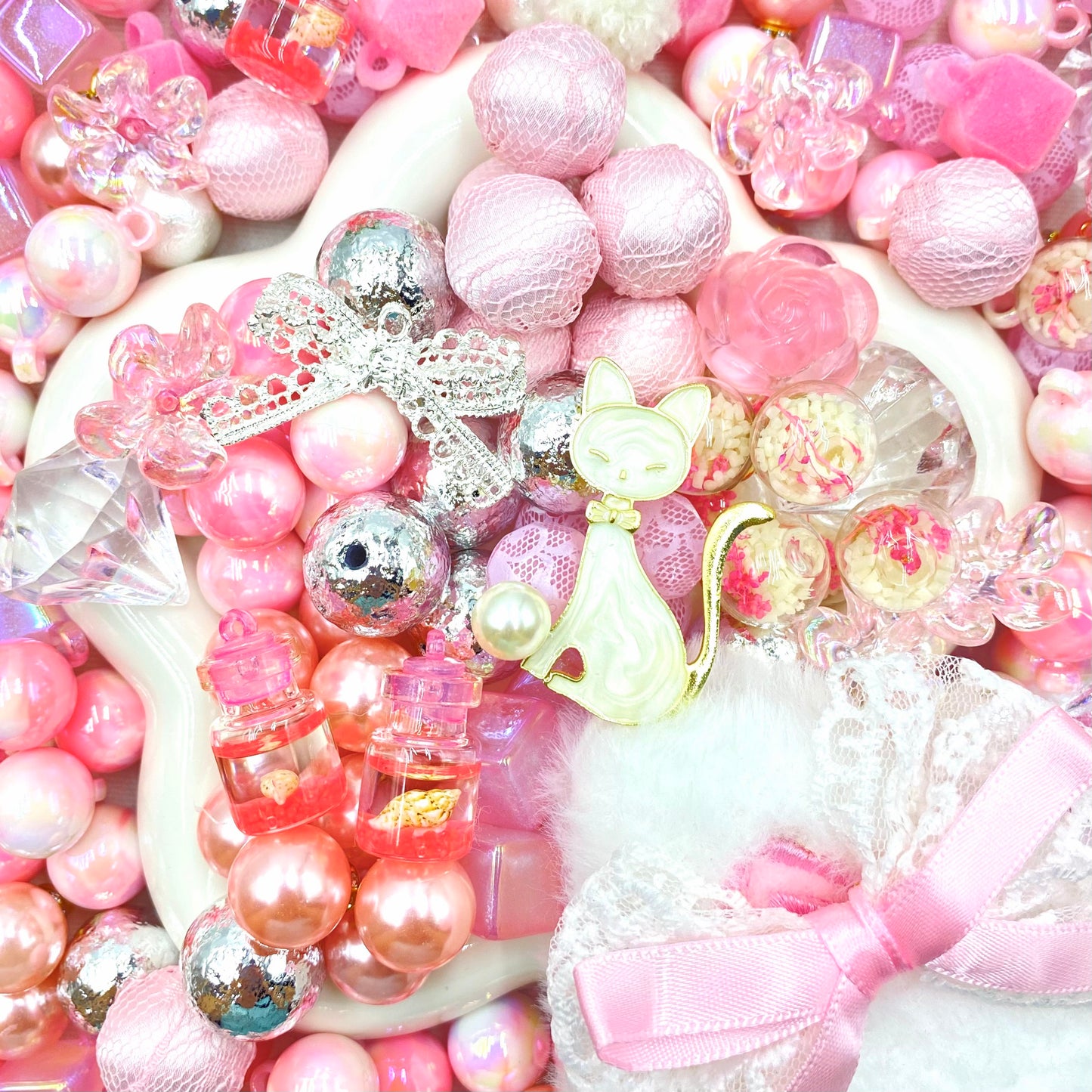 16mm Car Hanger/Ornament Making Beads Mix – 16mm Beads with Hooks, Acrylic/Resin/Glass Beads