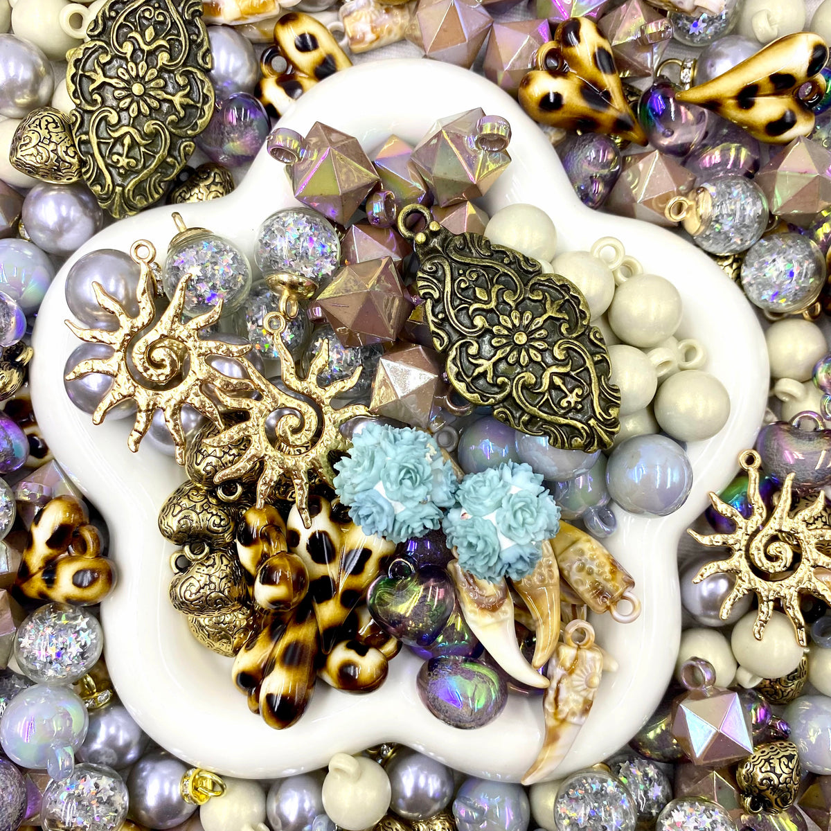 16mm Car Hanger/Ornament Making Beads Mix – 16mm Beads with Hooks, Acrylic/Resin/Glass Beads