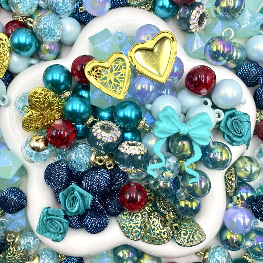 16mm Car Hanger/Ornament Making Beads Mix – 16mm Beads with Hooks, Acrylic/Resin/Glass Beads