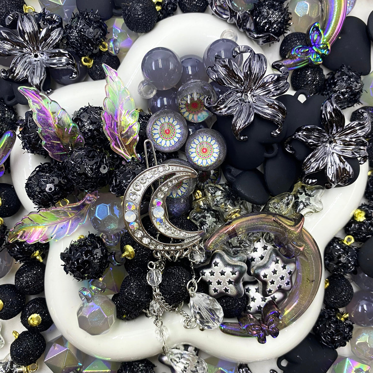 【Buy One Get One Equal Volume For Free】Dark Side Of The Moon - Beads Mix for hanging ornament-BD