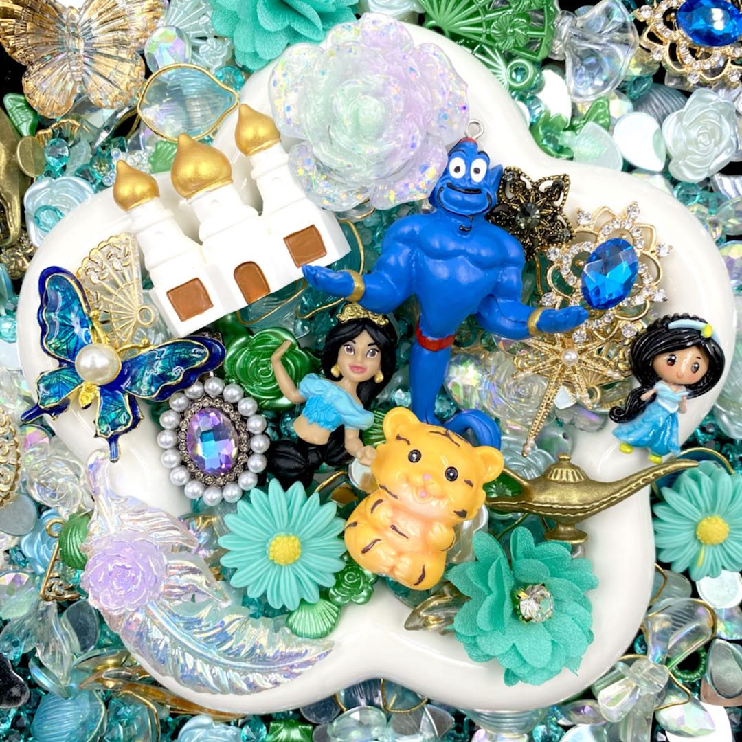 【Buy One Get One Equal Volume For Free】A Whole New World - Live Mix-supermix