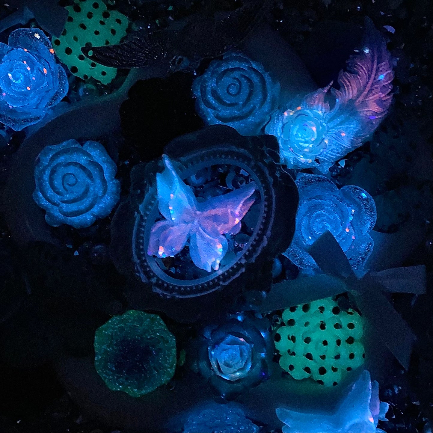 【Buy One Get Equal Volume for Free】Tiffany Blue Rose Bouquet Mix - glow