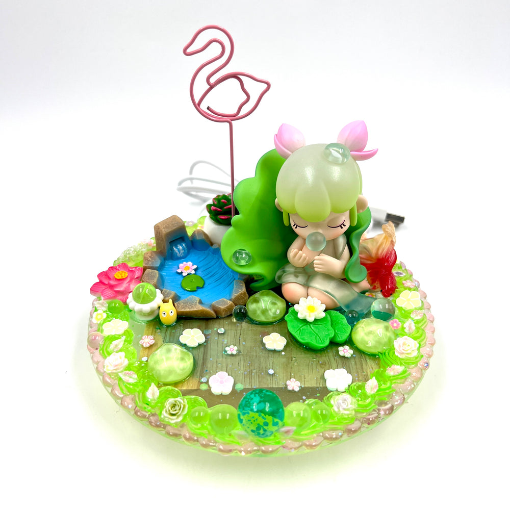 Night Light Stand - Nanci Poetic Beauty - Cream Glue