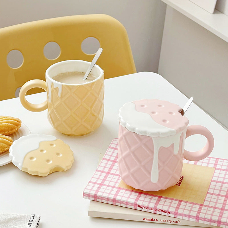 Ceramic Mug with Lid and Spoon