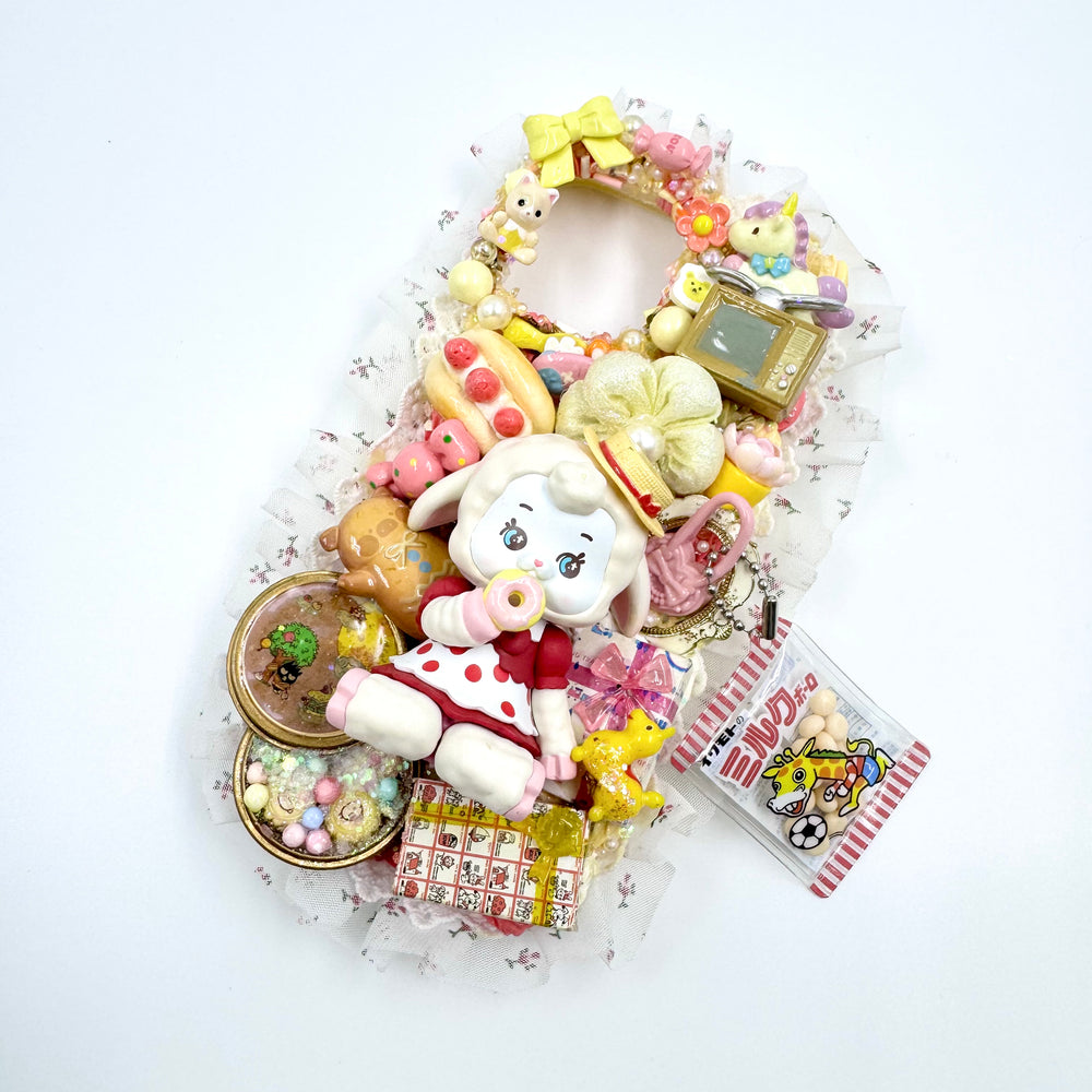 Kosbling handmade cream fuwa doll iphone 13 promax phonecase