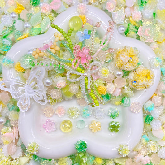 Blooming Lush - Nail & Beads Mix-glow(miki)- NailC