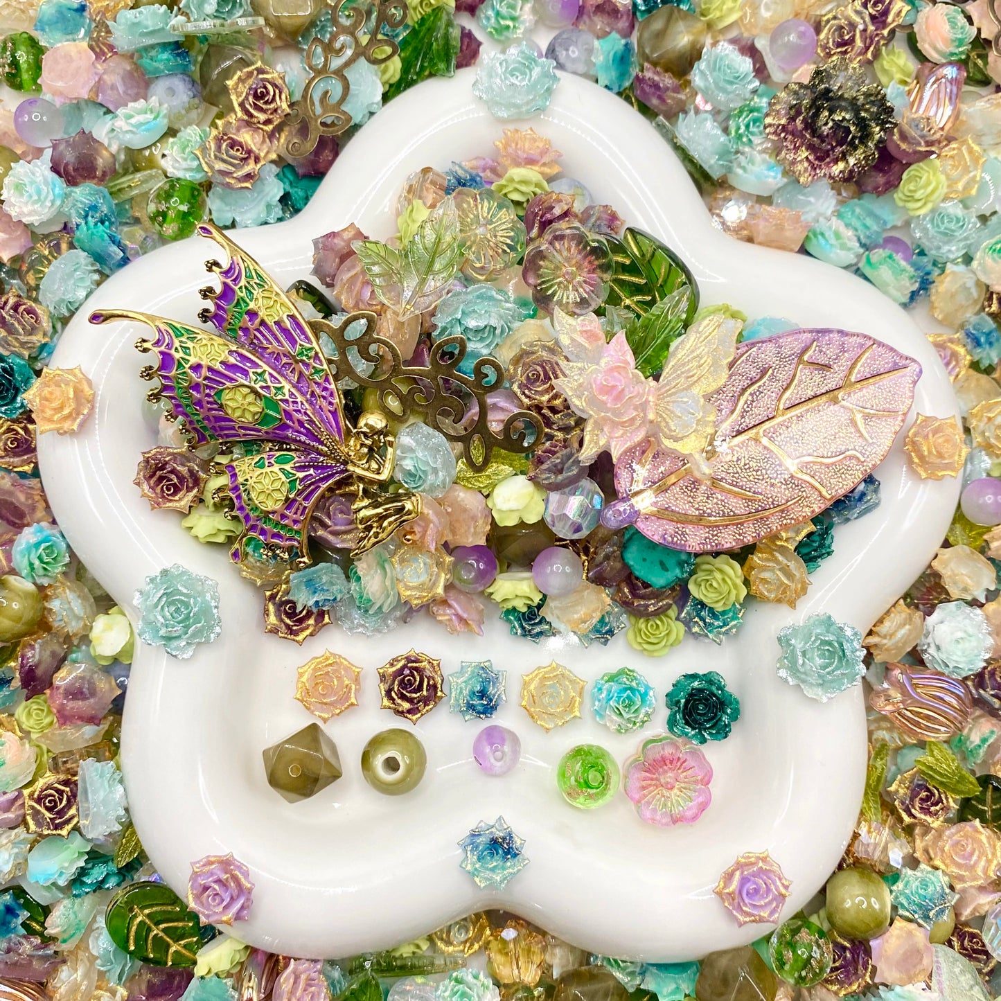 Forest Whispers - Nail & Beads Mix-glow(miki)- NailC