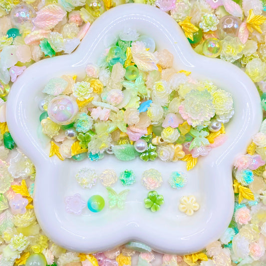 Blooming Lush - Nail & Beads Mix-glow(miki)- NailC