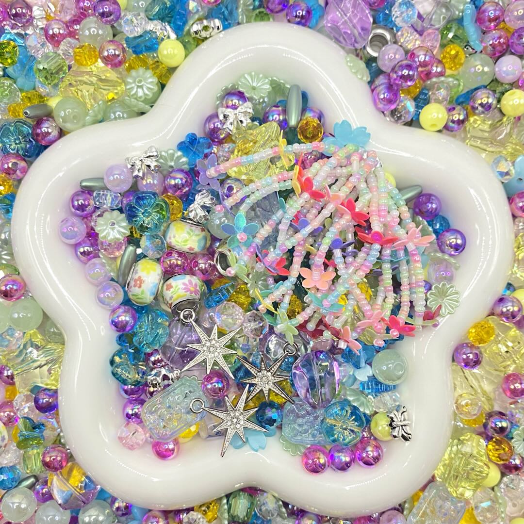 【Buy One Get One Equal Volume For Free】Fireworks Beads Mix for Bracelet-BD