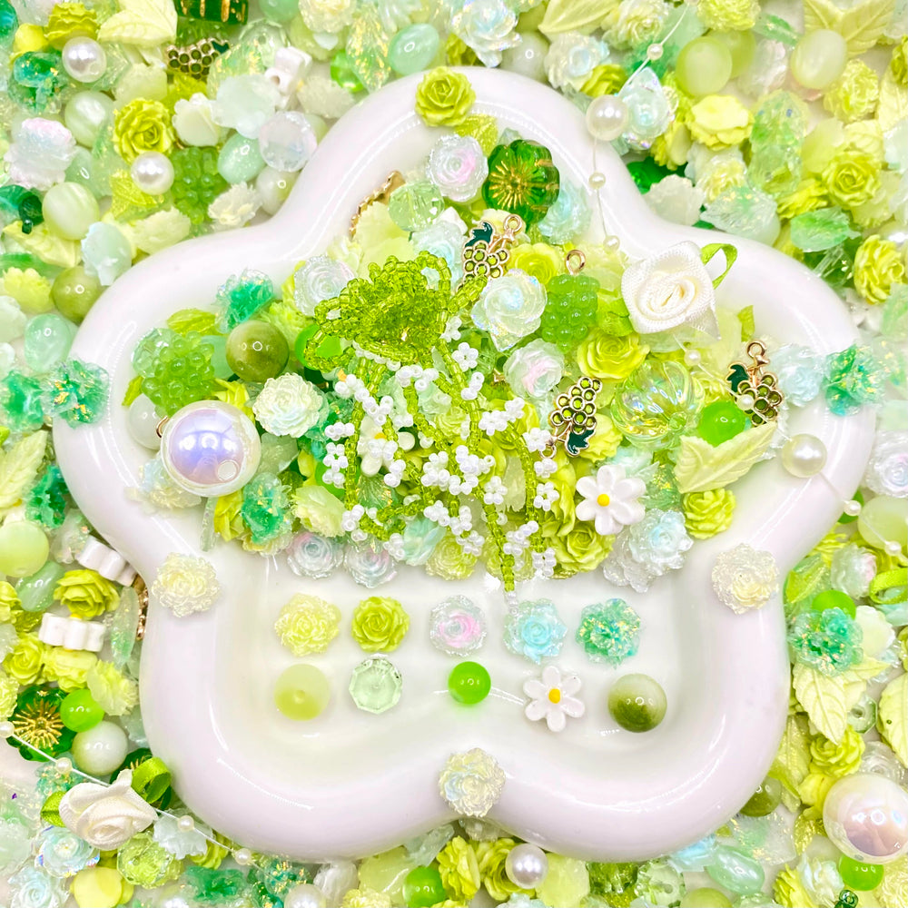 【Buy One Get One Equal Volume For Free】Green Grape Nail & Beads Mix-glow(miki)- NailC