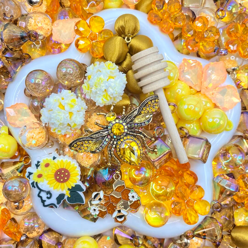 【Buy One Get One Equal Volume For Free】Bee Beads Mix for hanging ornament-BD