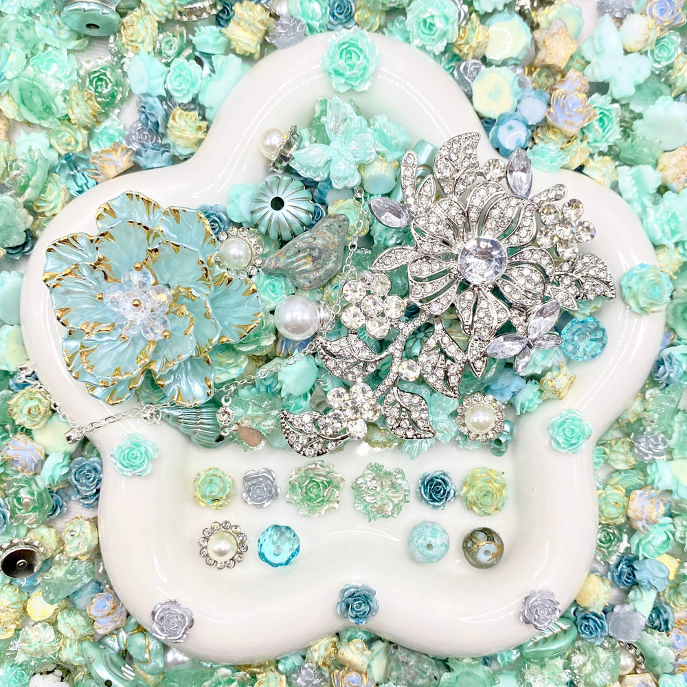 【Buy One Get One Equal Volume For Free】Teal Nail & Beads Mix-glow(miki)- NailC