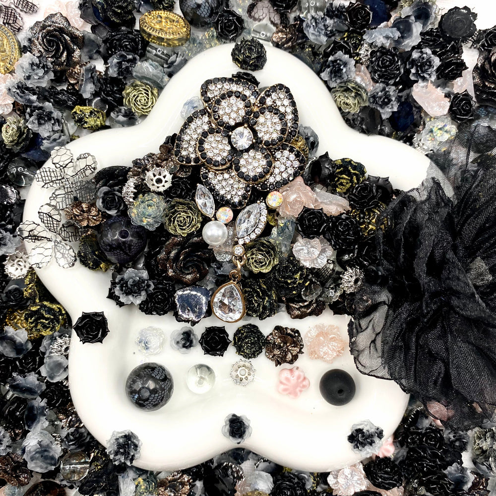 【Buy One Get One Equal Volume For Free】Camellia Nail & Beads Mix-glow(miki)- NailC