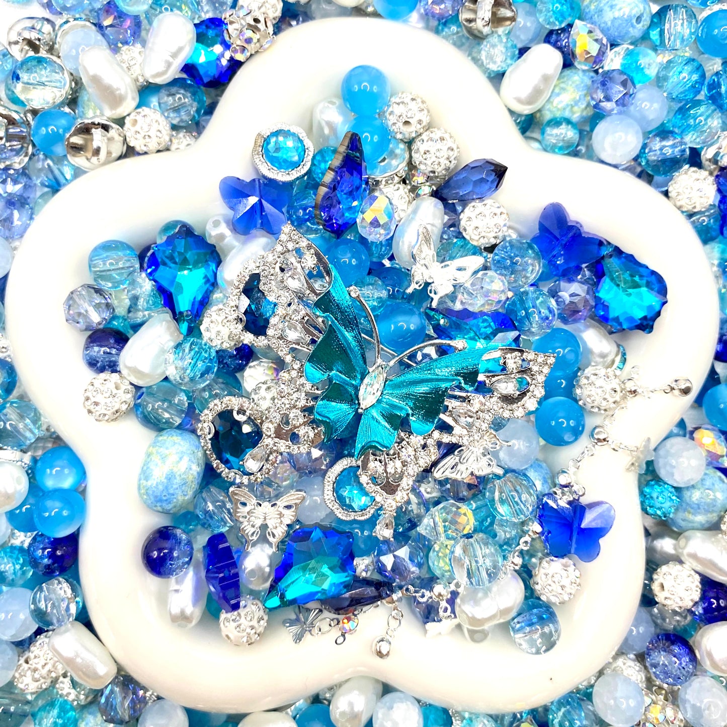 【Buy One Get One Equal Volume For Free】Blue Butterfly Beads Mix for Bracelet-BD
