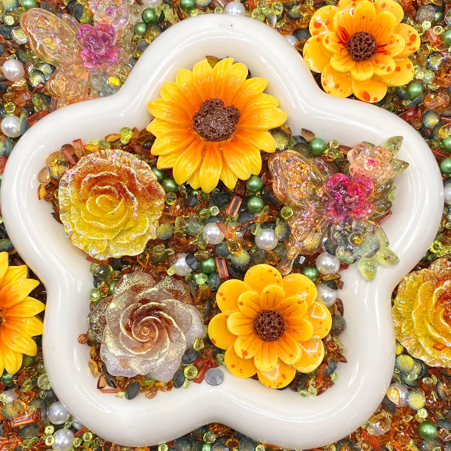【30%OFF + Buy One Get Equal Volume for Free】Sunflower Rose Mix-glow(Miki)- FC1