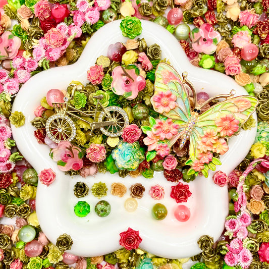 Secret Garden- Nail & Beads Mix-glow(miki)- NailC