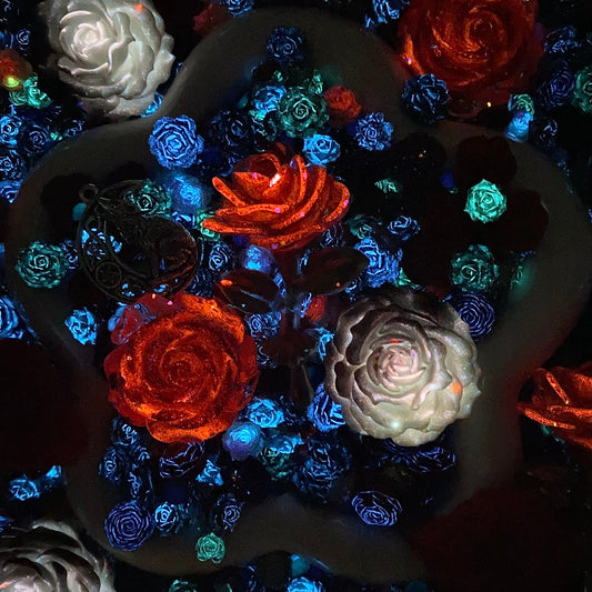 Crimson Howler - Nail Charm+Rose Mix-glow(Miki)- FC1