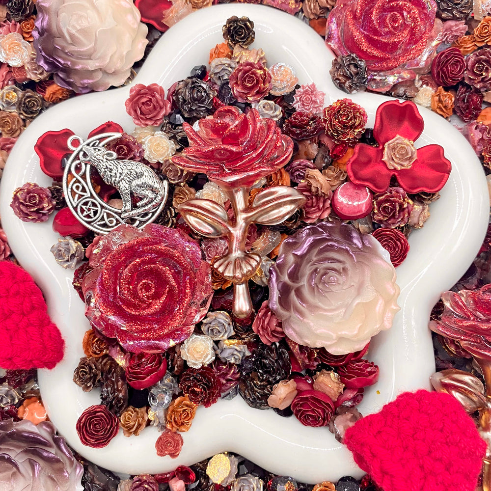 【Buy One Get Equal Volume for Free】Red Riding Hood - Nail Charm+Rose Mix-glow(Miki)- FC1