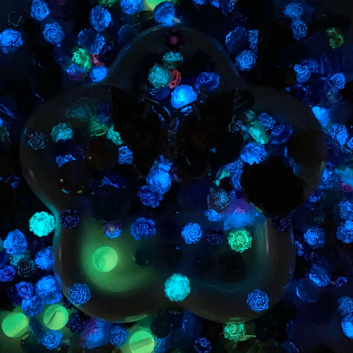 【Buy One Get One Equal Volume For Free】Leaf Butterfly Nail & Beads Mix-glow(miki)- NailC