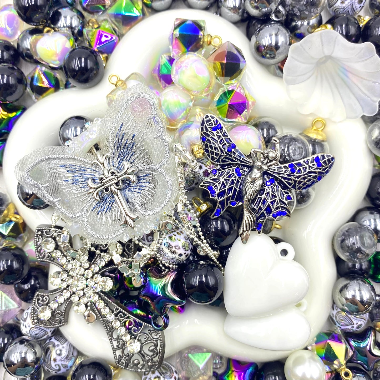 【Buy One Get One Equal Volume For Free】Classic Beads Mix for hanging ornament-BD