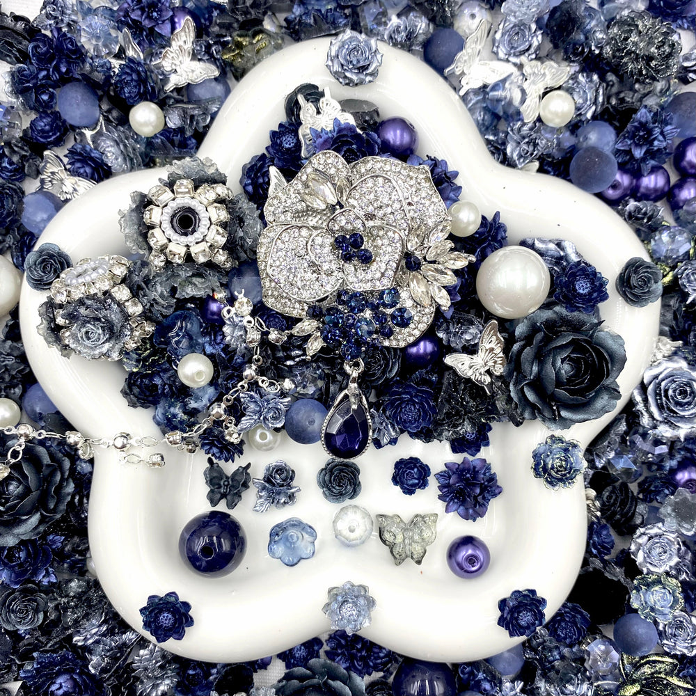 【Buy One Get One Equal Volume For Free】Sapphire Bliss - Nail & Beads Mix-glow(miki)- NailC