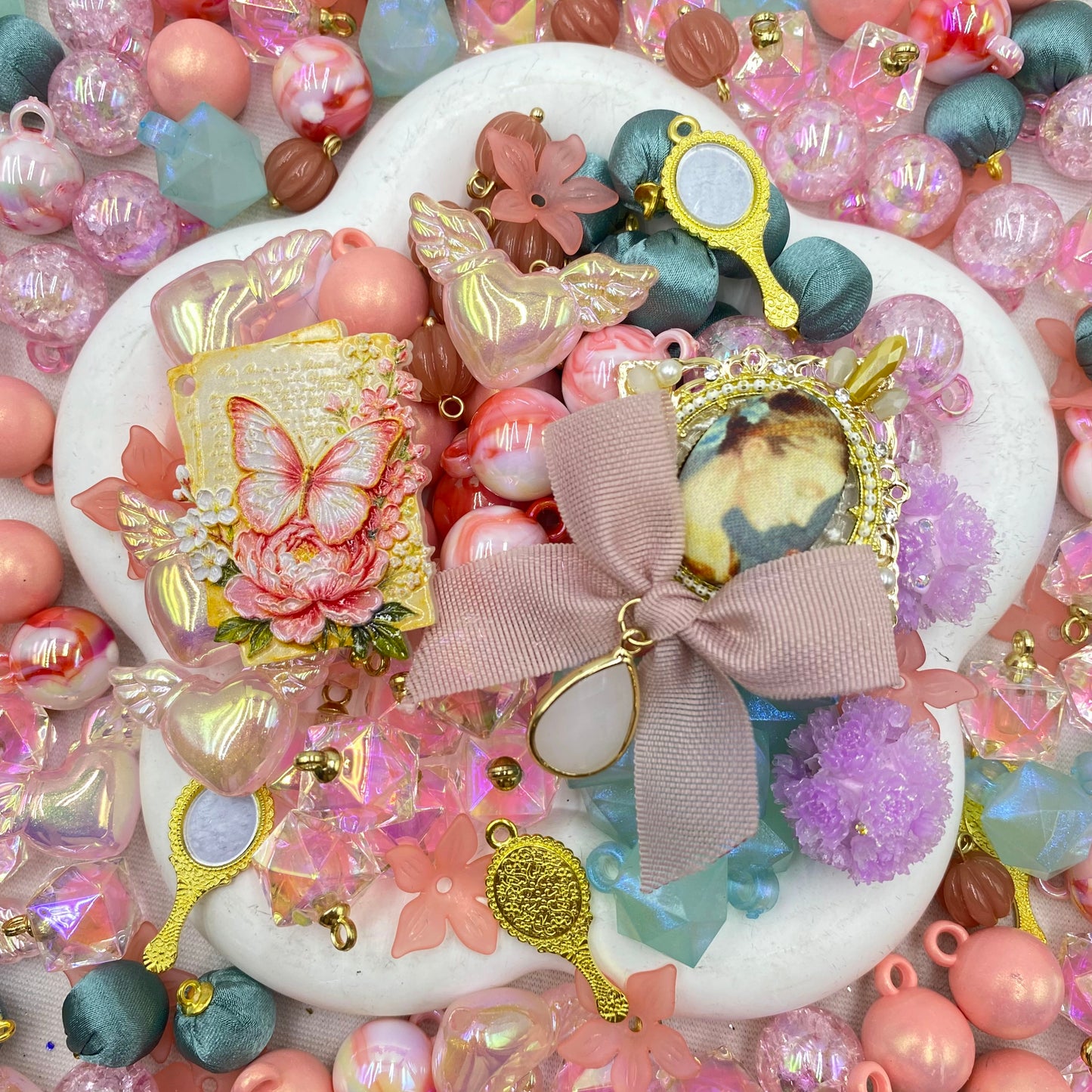 【Buy One Get One Equal Volume For Free】Rococo Beads Mix for hanging ornament-BD
