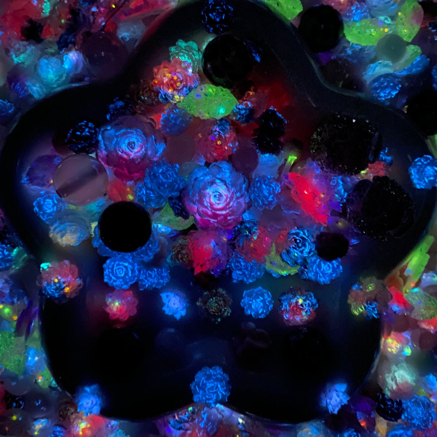 【Buy One Get One Equal Volume For Free】Blushing Leopard Nail & Beads Mix-glow(miki)- NailC