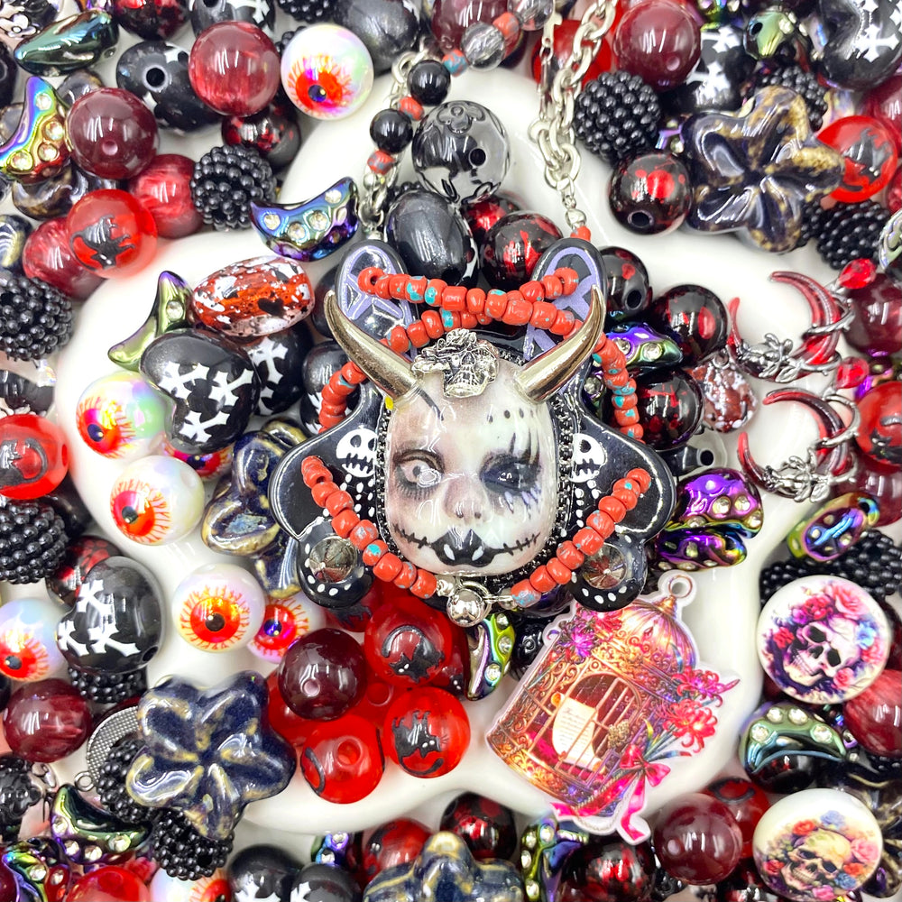【Buy One Get One Equal Volume For Free】Gothic Beads Mix For Keychains(Miki)-BD